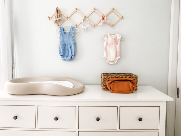 The Deliberately Minimal Nursery: How to Have Everything You Need & Still be Minimal