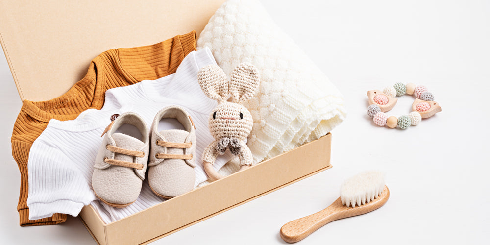 baby shower and baby gifts for minimalist moms