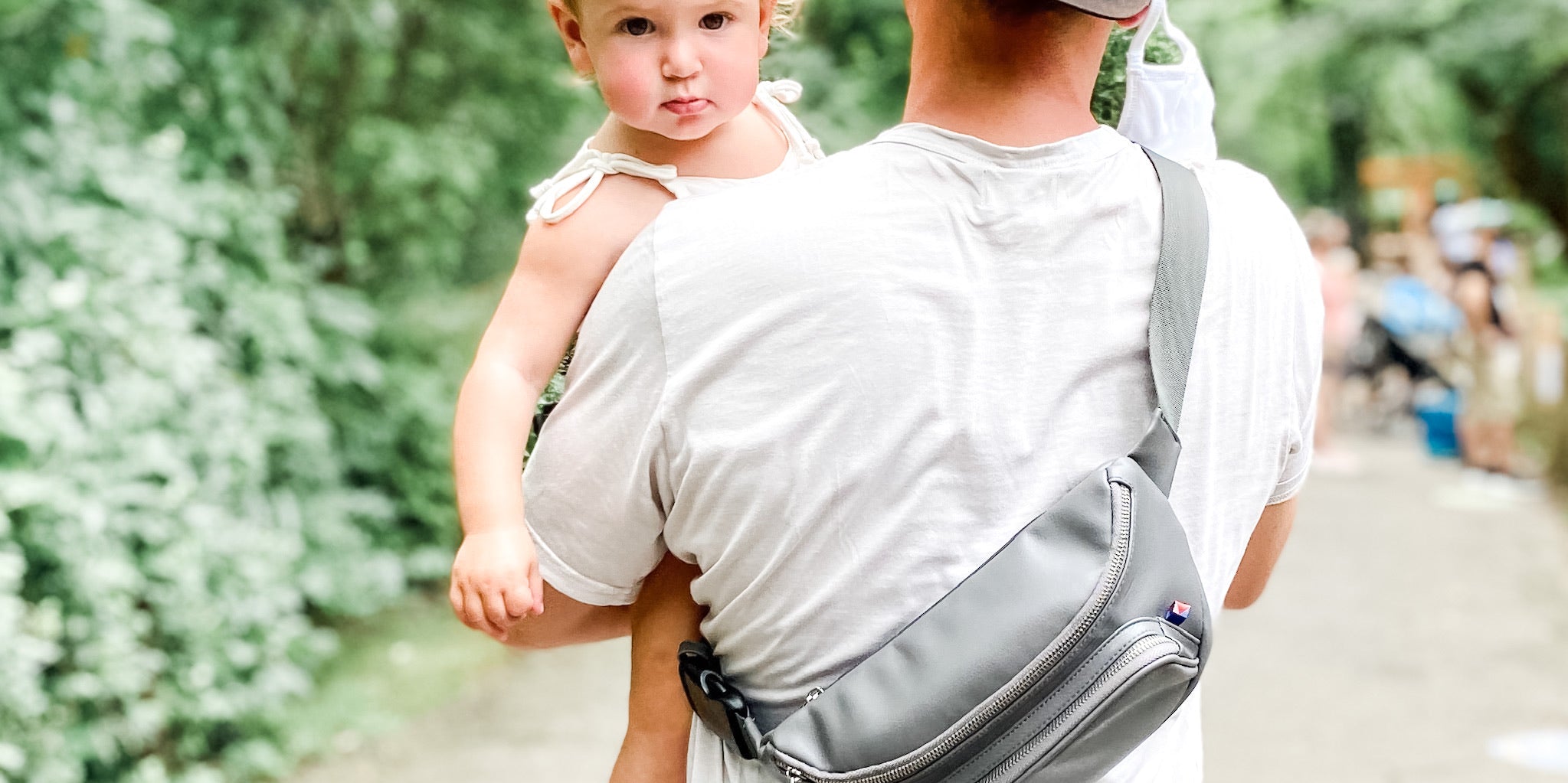 What To Pack in Your Minimalist Diaper Bag: Toddler